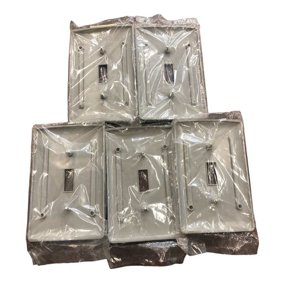 Hubbell Switch Wall Plate Gray Wiring Device-Kellems Npj1gy Toggle NEW - Picture 2 of 3